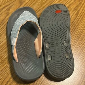 NWOT! Hey Dude flip flops size 8